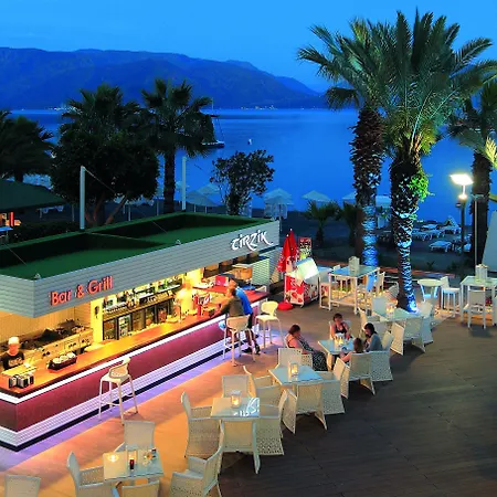 Cettia (adults Only)