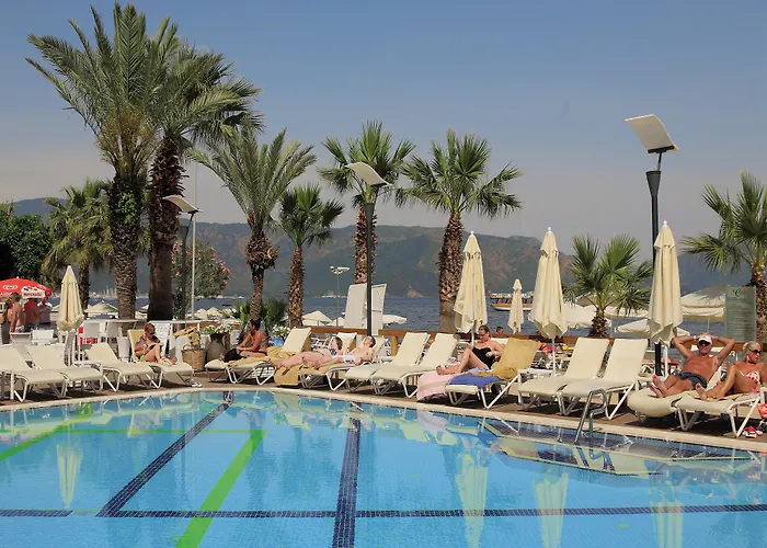 Cettia (adults Only) 4* 말마리스